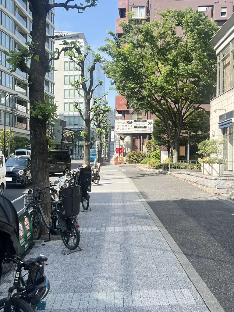 バス停・突き当たり